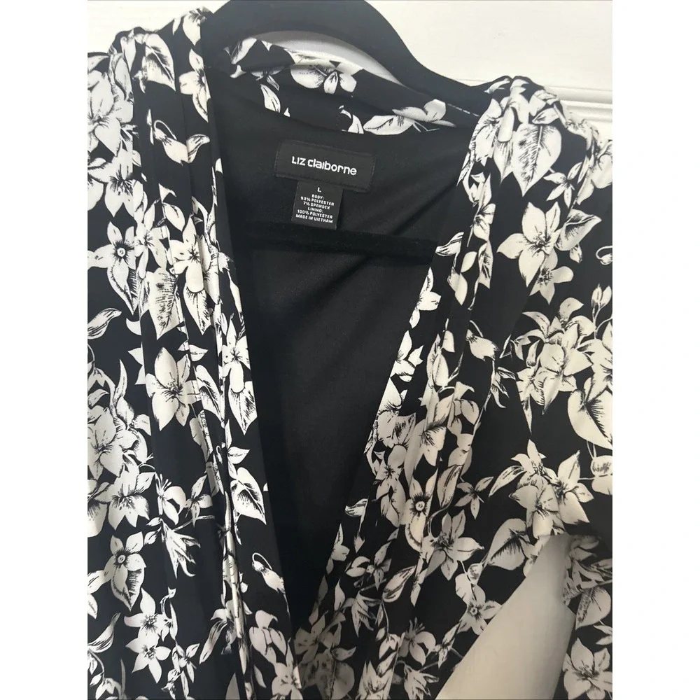 LIZ CLAIBORNE Dress White Black 3/4 Sleeve Belted Faux Wrap Sz L Stretchy - Picture 2 of 4
